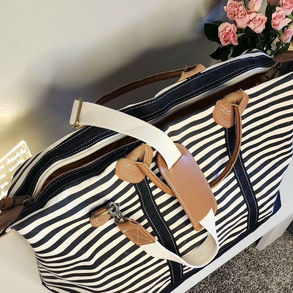 ‼️Sale‼️High Quality 20 Oz Bag With Leather Elements FAST SHIPPING 📦 - Picture 2 of 15